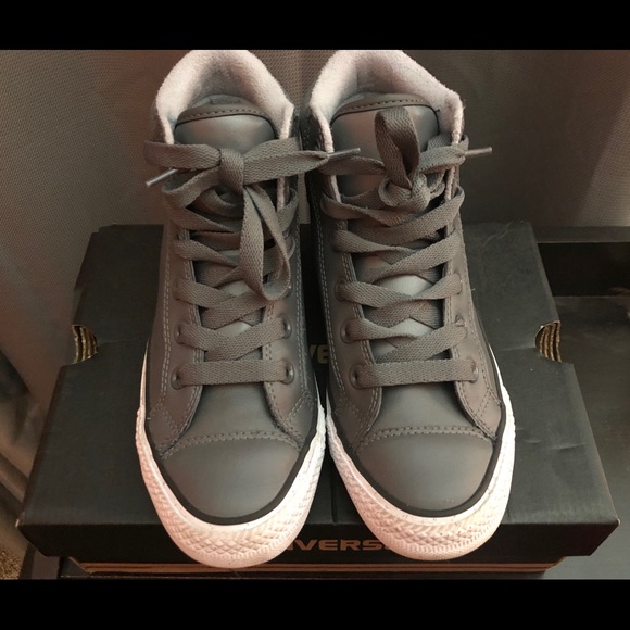 Converse Other - Converse All Star Leather Youth Size 4